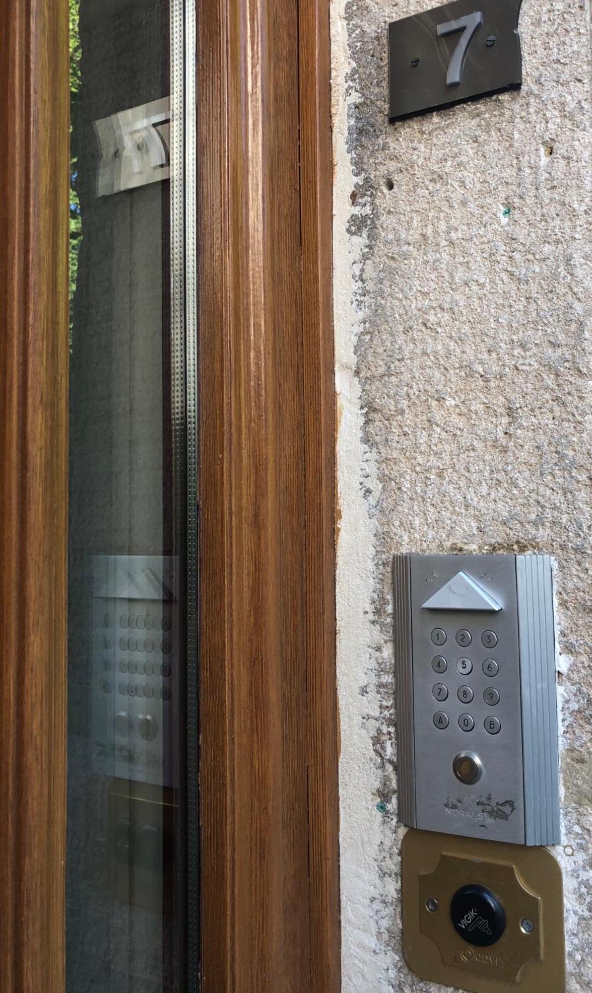 Lacharriere-Logement Entier 38M2 Paris Bagian luar foto