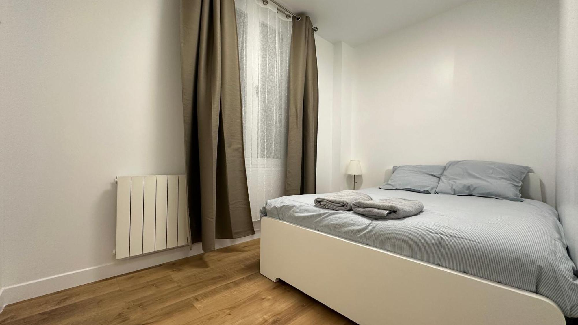 Lacharriere-Logement Entier 38M2 Paris Bagian luar foto