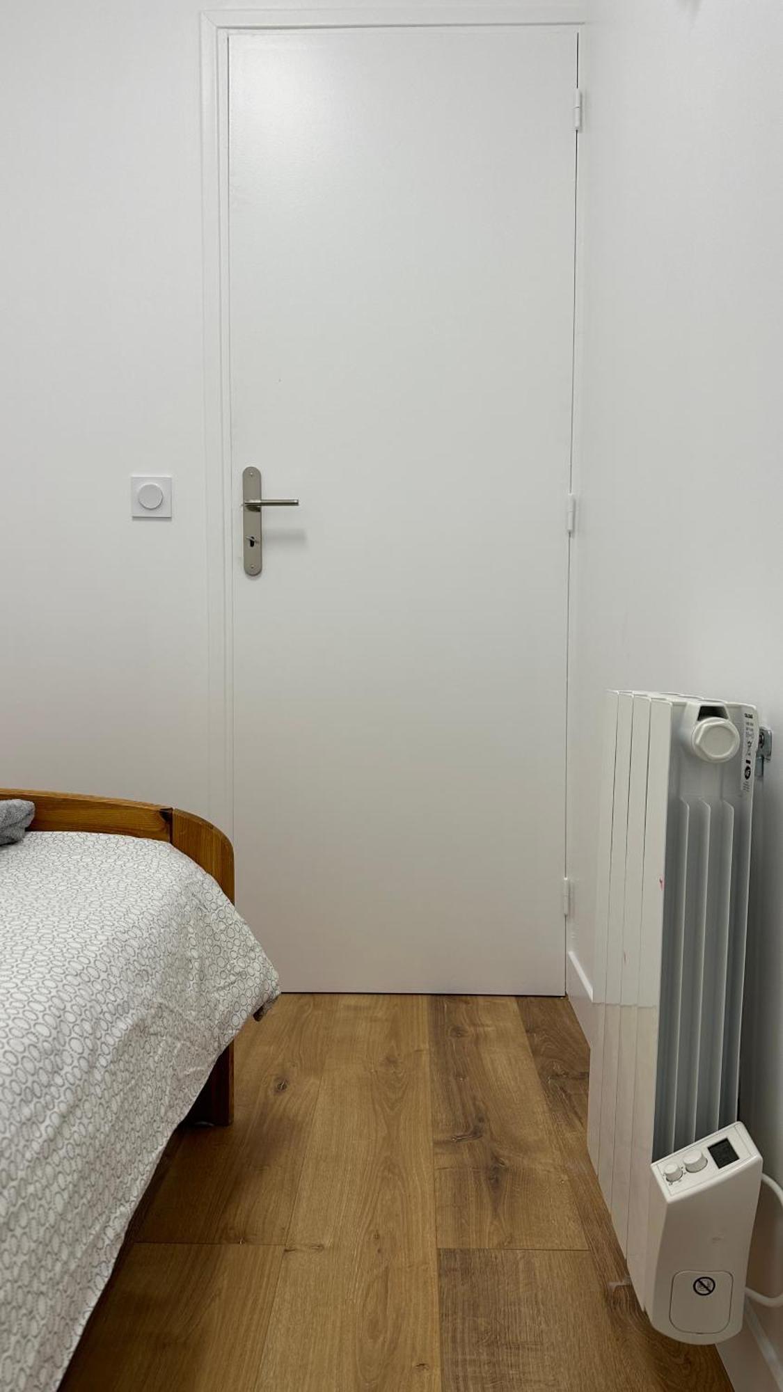 Lacharriere-Logement Entier 38M2 Paris Bagian luar foto
